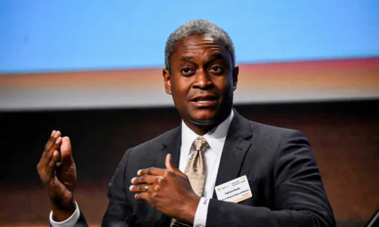 Atlanta Federal Reserve Chief Investigated for Breaking Trading Rules