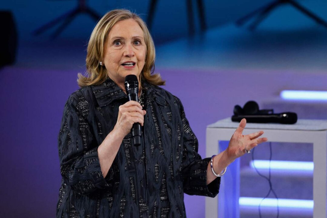 Hillary Clinton Launches ‘High Stakes’ Podcast Focused on Midterms