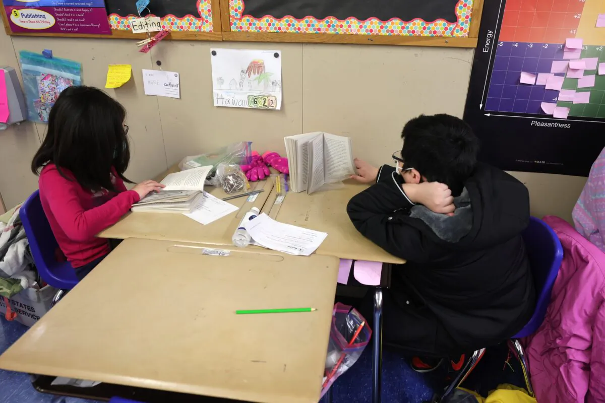 Students wear masks in school in New York City in a file image. (Michael Loccisano/Getty Images)