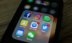 Proposed Texas Bill Aims to Ban Social Media for Children Over Mental Health Concerns After State’s TikTok Ban