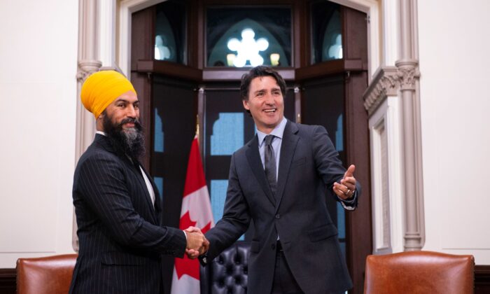 NDP Leader Jagmeet Singh meets with Prime Minister Justin Trudeau on Parliament Hill in Ottawa on Nov. 14, 2019. (The Canadian Press/Sean Kilpatrick)