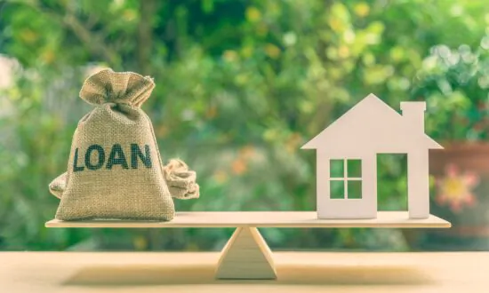 Mortgage Mastery: Navigating 2024’s Economic Uncertainty With Debt-Reducing Strategies