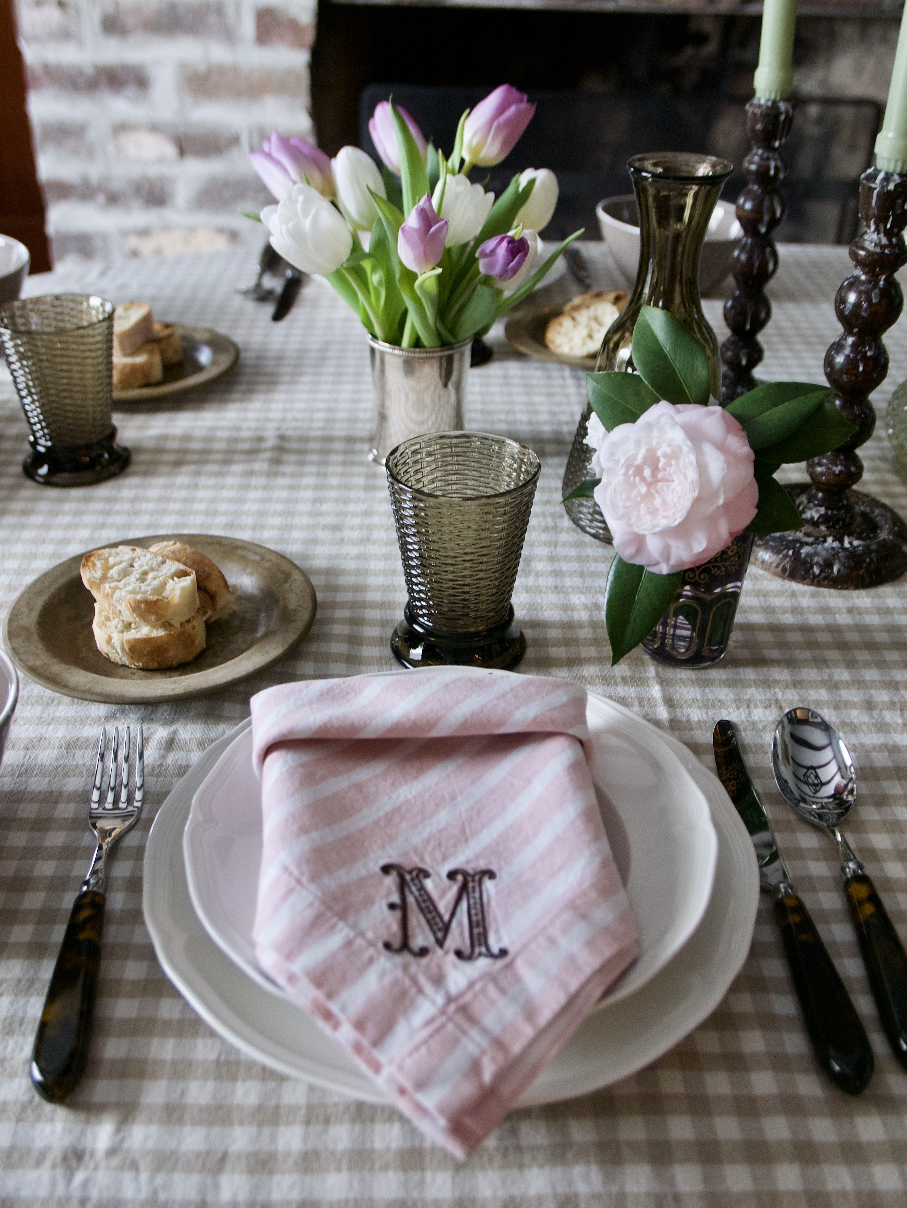 spring table setting