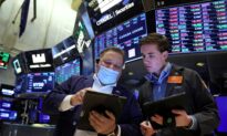 Wall Street Pulls Back on Stocks, Treasury Yields Dip