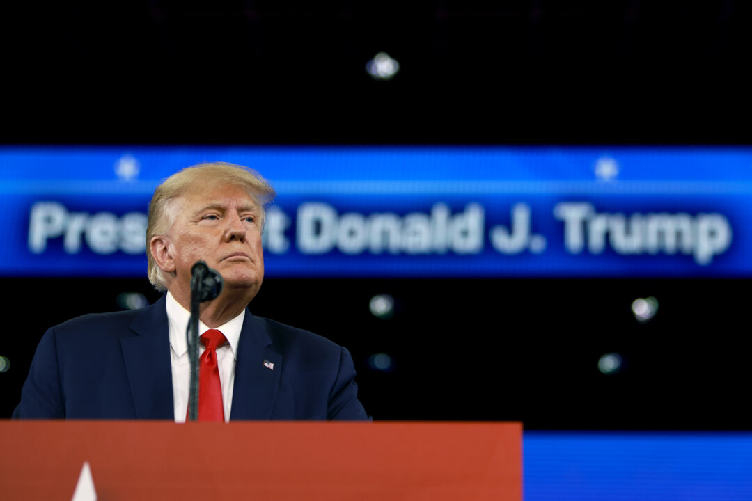 Trump Rescinds Endorsement of Candidate in Race for US Senate in Alabama