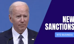 US Announces New Russia Sanctions; BlackRock Chief: Ukraine War End of Globalization| NTD Business