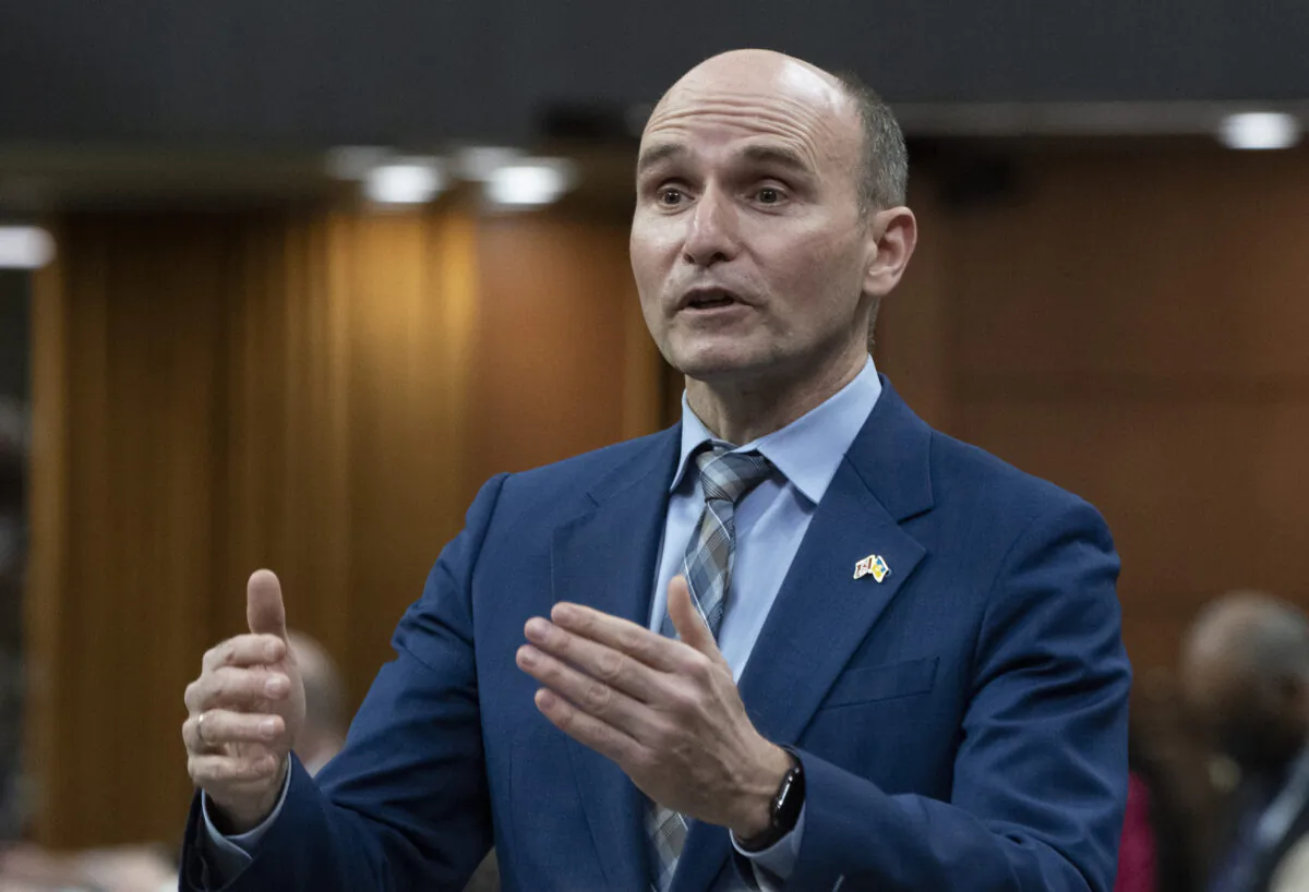 Health Minister Jean-Yves Duclos rises during Question Period, on March 23, 2022 in Ottawa. (The Canadian Press/Adrian Wyld)