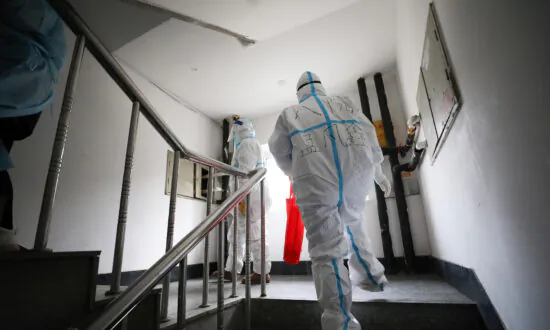 Chinese TV Host Suspended for Warning Audience of Severity of Local COVID-19 Outbreak