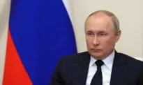 Russia Wants to Pay Debts in Chinese Yuan, Dollar Still Dominant