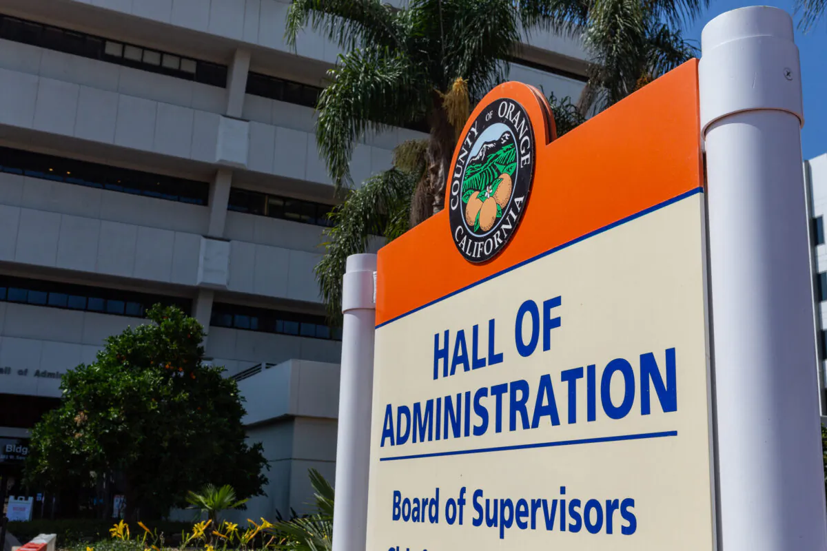 The Orange County Board of Supervisors meet in Santa Ana, Calif., on Aug. 25, 2020. (John Fredricks/The Epoch Times)