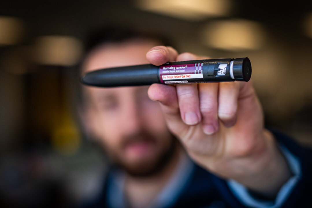 Diabetic Californians Turn to Black Market Insulin