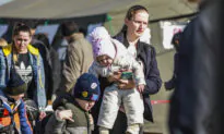 Chapman University Law Professor Leads Project to Help Ukrainian Refugees
