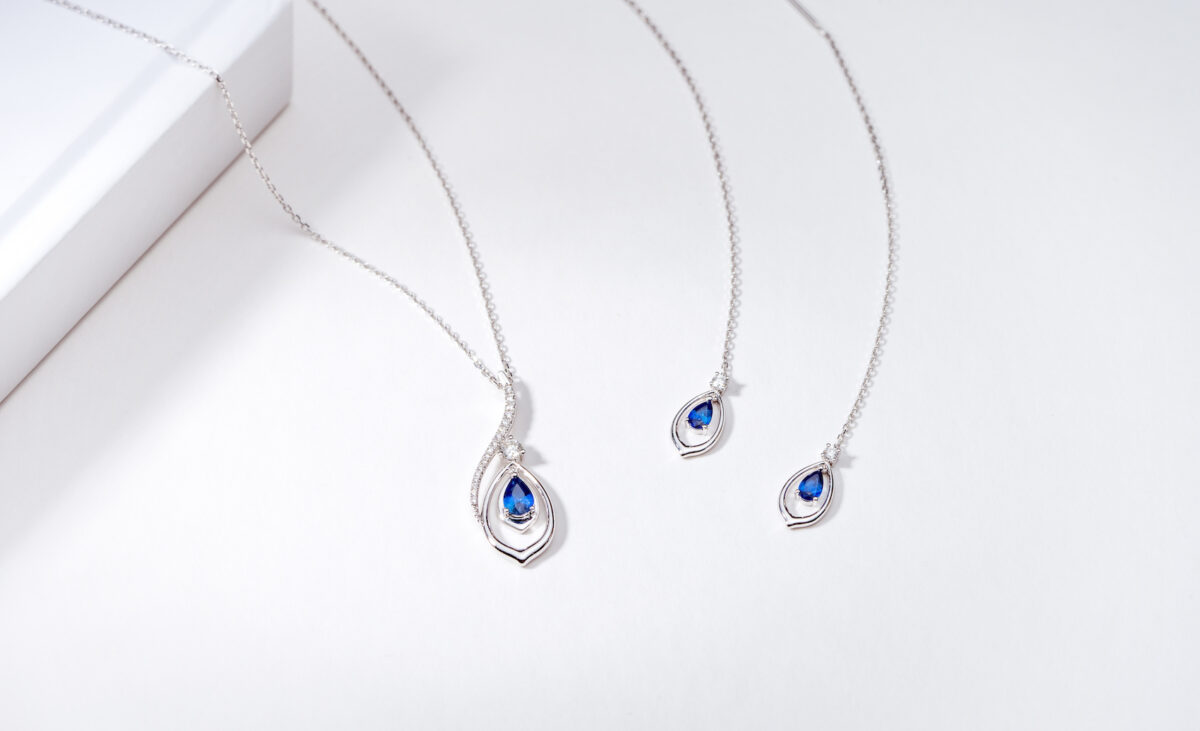 The Heavenly Phoenix Fine Jewelry Collection, set in 18k white gold with sapphire stones. (Courtesy of Shen Yun Shop)