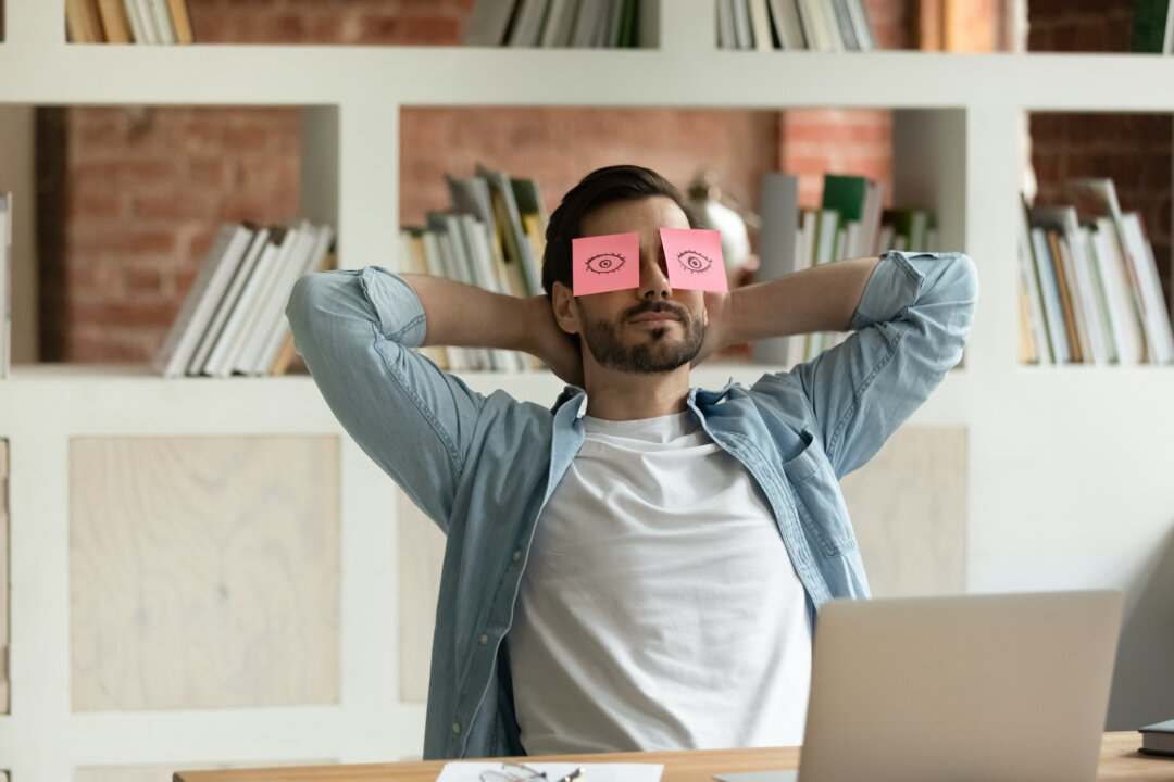 Sometimes we need to do something else—or nothing at all—so we can find the right way to tackle a difficult task.(fizkes/Shutterstock)