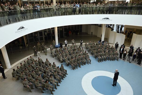 Biden to US Troops in POland