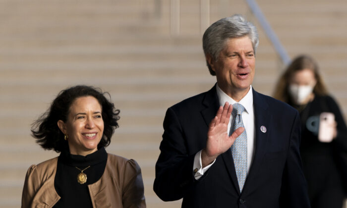 U.S. Rep. Jeff Fortenberry (R-Neb.) and wife, Celeste, arrive at the federal courthouse for his trial in Los Angeles, on March 16, 2022. (Jae C. Hong/AP Photo/File)