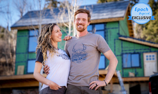 After 3 Years of Van Life, Couple Buys Land and Builds a Dream House in the Mountains