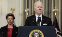 Biden Pushes for Billionaire Wealth Tax; Reporters Press Biden on His Controversial Remarks on Putin | NTD Evening News