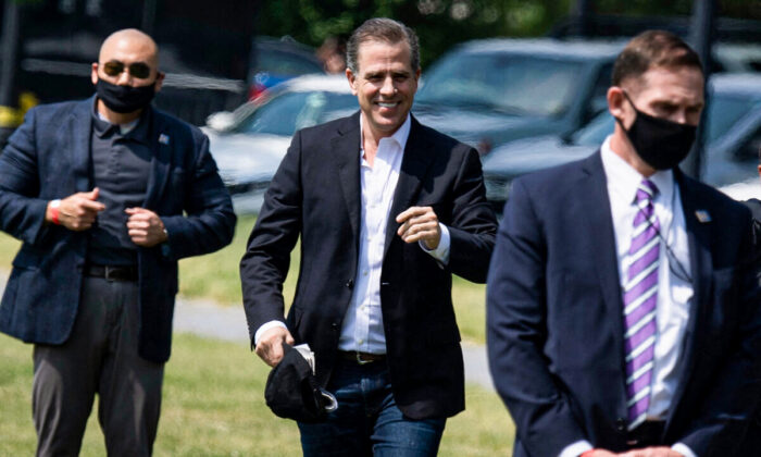 Hunter Biden walks to Marine One on the Ellipse outside the White House in Washington on May 22, 2021. (Brendan Smialowski/AFP via Getty Images)