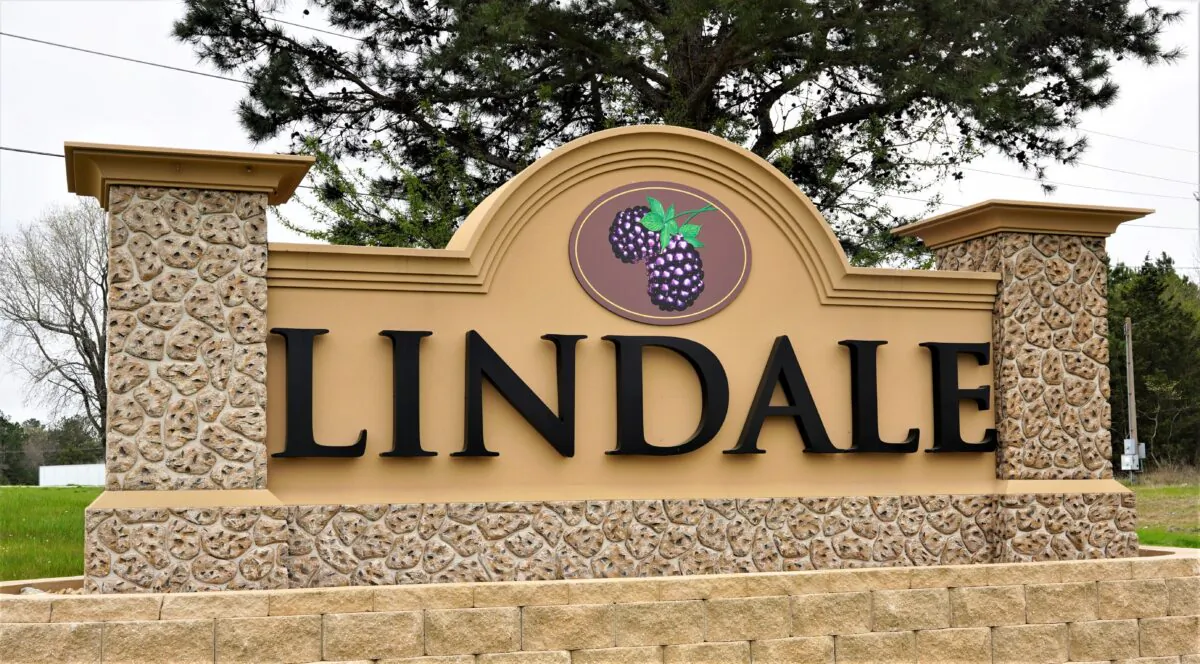 Lindale, Texas, became the state’s 41st 'Sanctuary City for the Unborn' on March 22, 2022, by a unanimous vote of its city council, and in response to a citizen petition for the designation. (Patrick Butler/The Epoch Times)