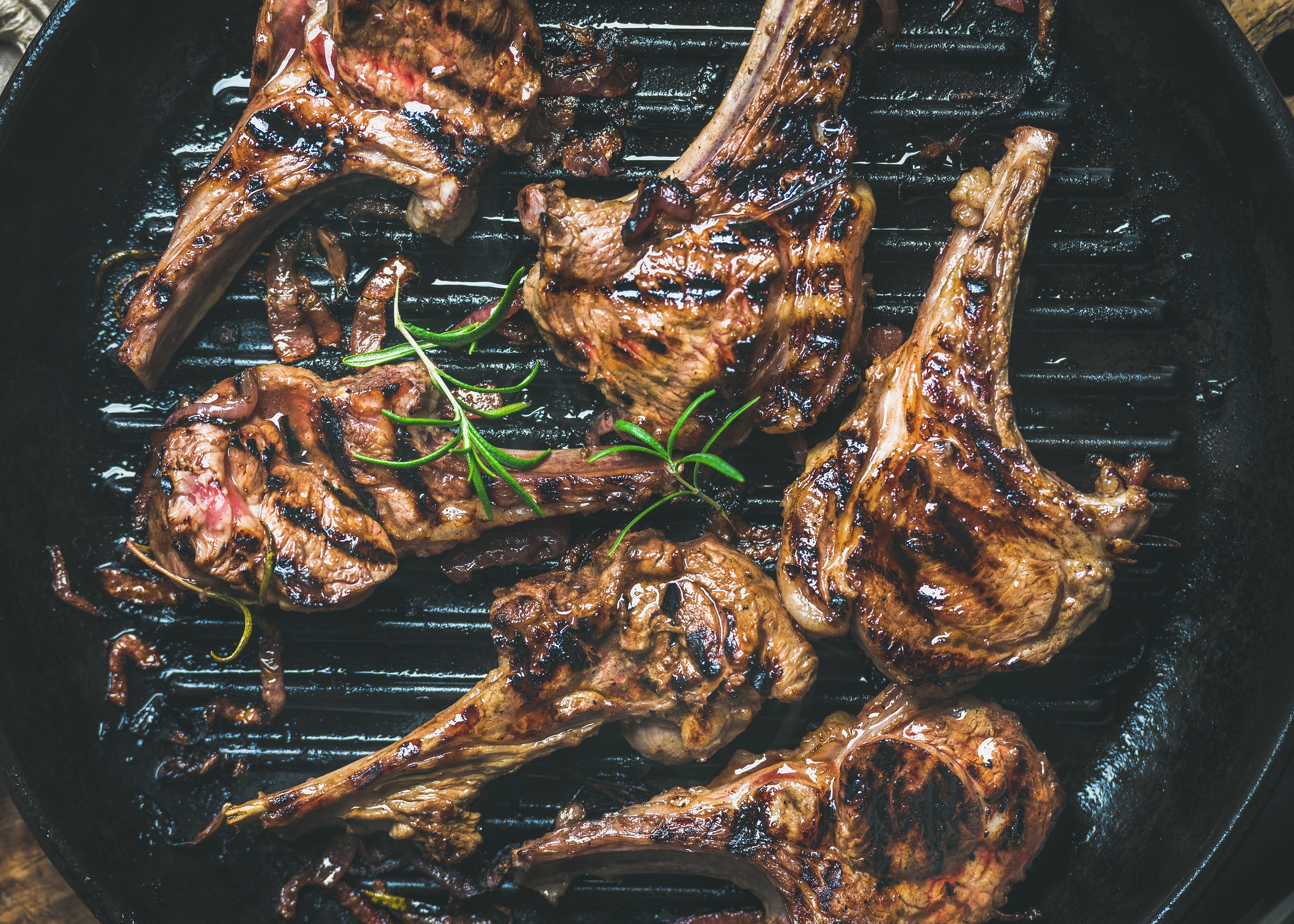 Having a Small Easter Dinner? Splurge on Fancy Lamb Chops - Vimarsana News