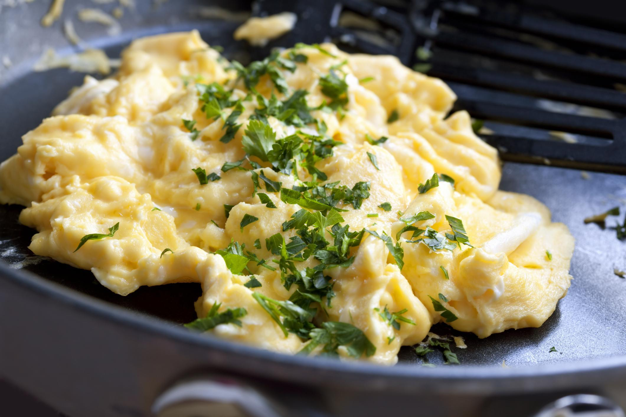 Baking Powder Is the Secret to Perfect Scrambled Eggs - Vimarsana News