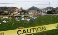 7 Hurt in Arkansas Tornado; Storms Move Into Deep South