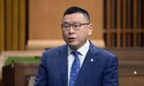 Senator Apologizes for Accusing Former MP Kenny Chiu of ‘Lying’ About Falling Prey to Disinformation Campaign