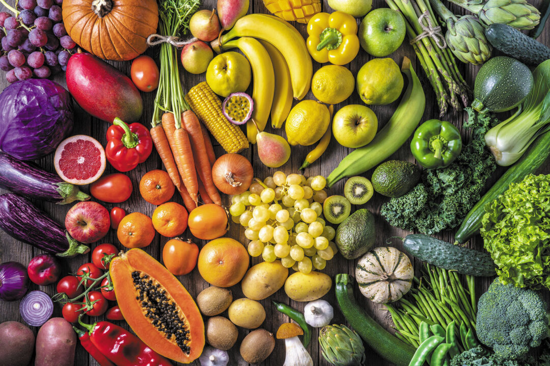 Plants gain their colors from pigments that offer certain protections. It turns out, those protective qualities can transfer to the people that eat them.(MEDITERRANEAN/Getty Images)