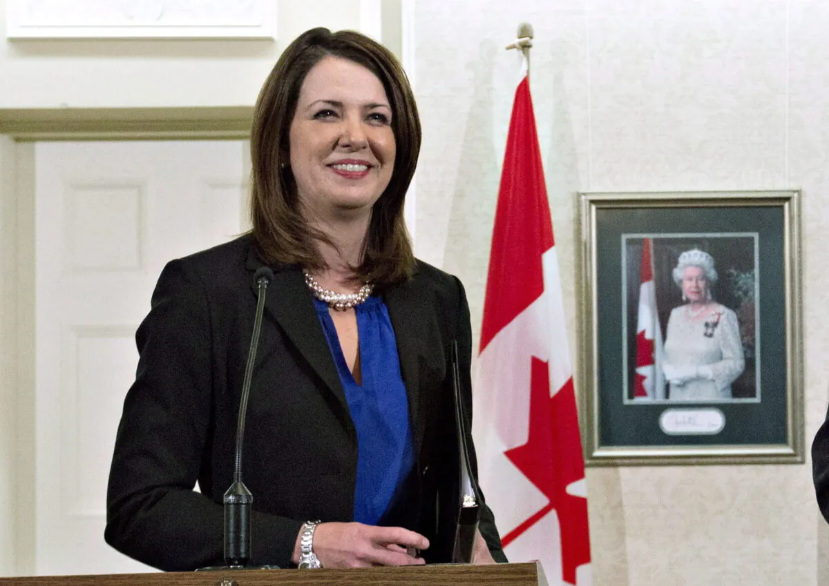 Then-Wildrose Leader Danielle Smith speaks to media in Edmonton on Dec. 17, 2014. (The Canadian Press/Jason Franson)