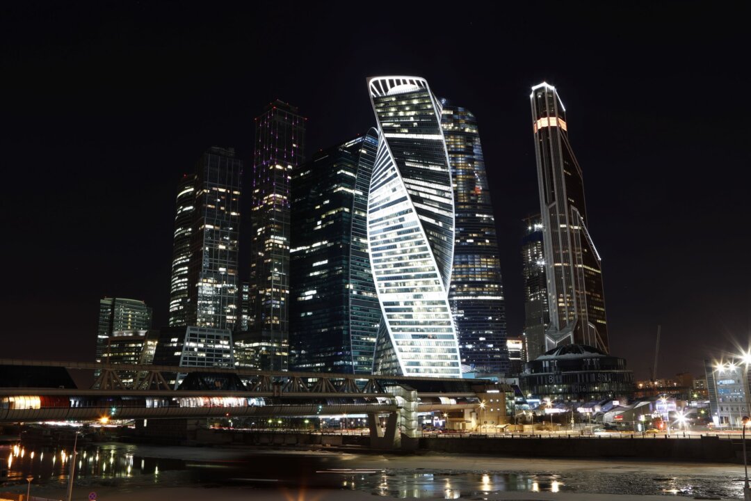 Moscow Says Firms’ Foreign-Listed Depositary Receipts Will Be Forced to Return to Russia