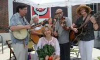 This Alabama Farmers Market is Helping Small Family Farms Put Down Roots in the Community