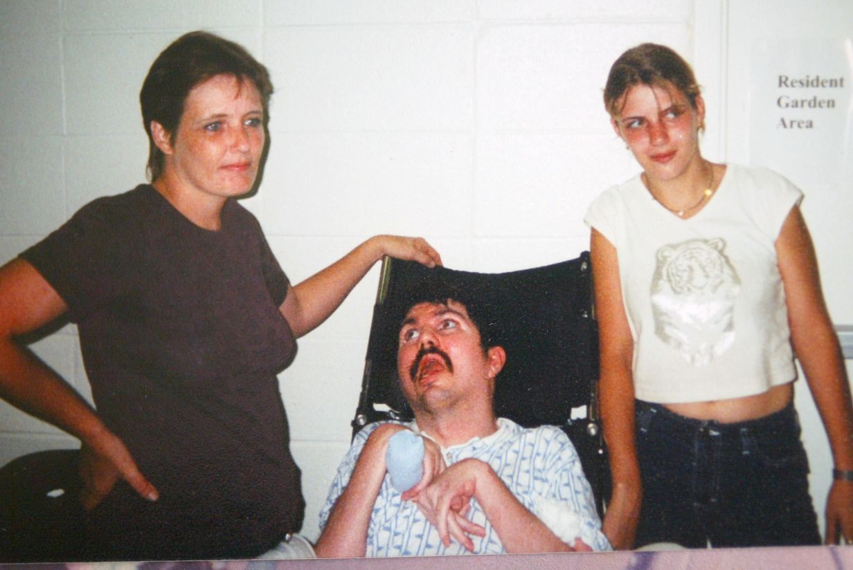 Man Who Woke From 19-Year Coma Dies at Age 57: Obituary - Vimarsana News