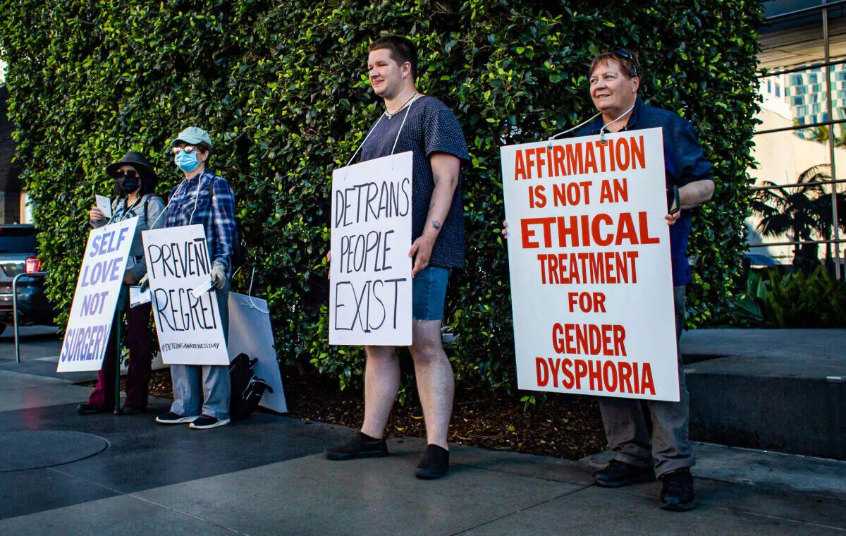 Demonstrators commemorate Detransition Awareness Day in Los Angeles on March 12, 2022. (John Fredricks/The Epoch Times)