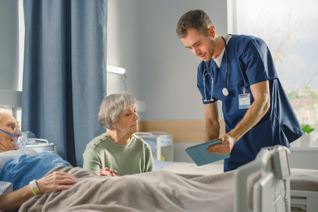 When a loved one is facing a difficult illness, you can help make sure they understand their options and get the best care.(Gorodenkoff/Shutterstock)