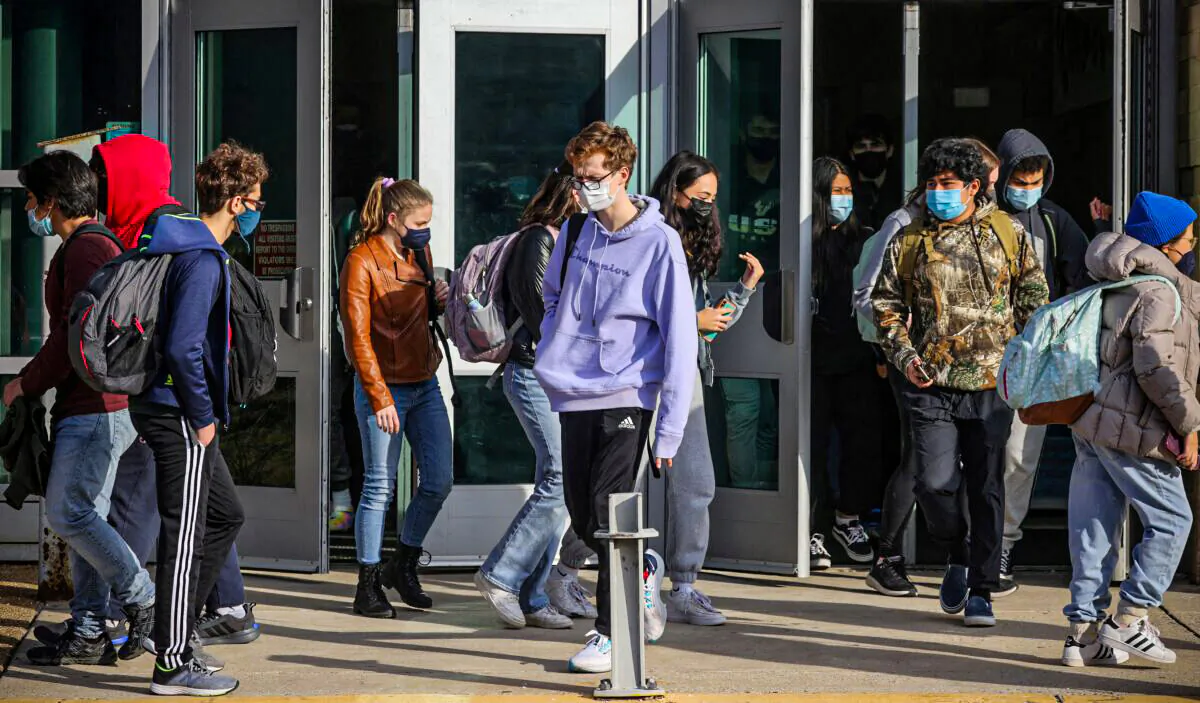 Students leave Washington-Liberty High School in Arlington County, Va., in a file image. (Evelyn Hockstein/Reuters)