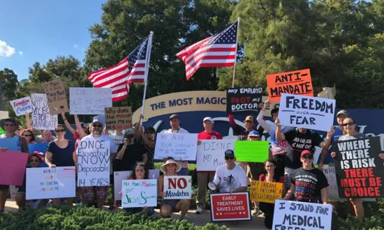 Florida Seeks to Ban Vaccine Discrimination