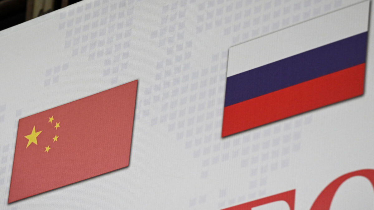 NextImg:Chinese Defense Minister to Visit Russia for Talks With Military Leaders