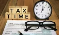 Attention, Last-Minute Filers: Tax Return Deadline Is Monday, April 18