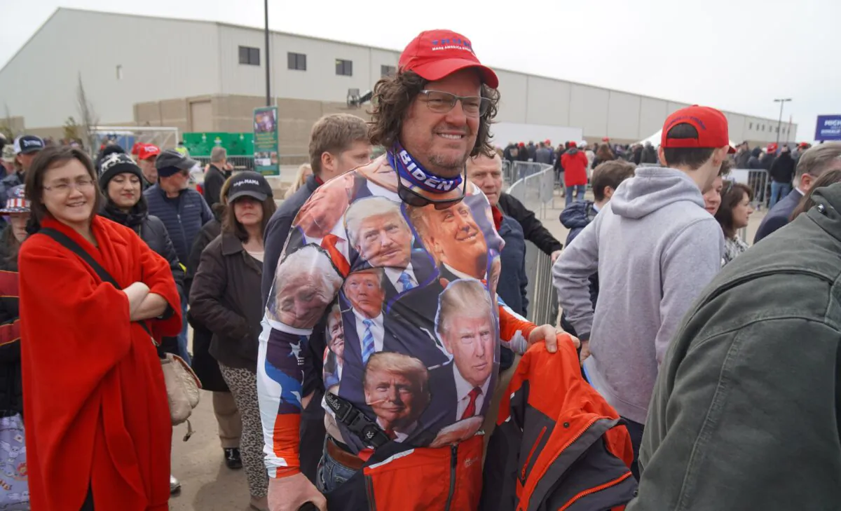 Trump rally in Macomb County, Michigan, April 2, 2022. (Steven Kovac/The Epoch Times)