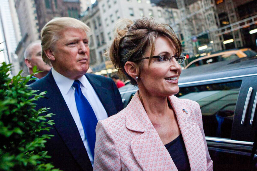 Trump Endorses Sarah Palin for Alaska Congressional Seat