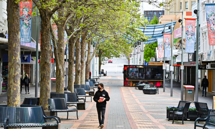 People walk along Hobart mall in Hobart, Australia, on Oct. 16, 2021. (Steve Bell/Getty Images)