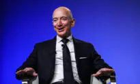 Amazon Signs Landmark Rocket Deal