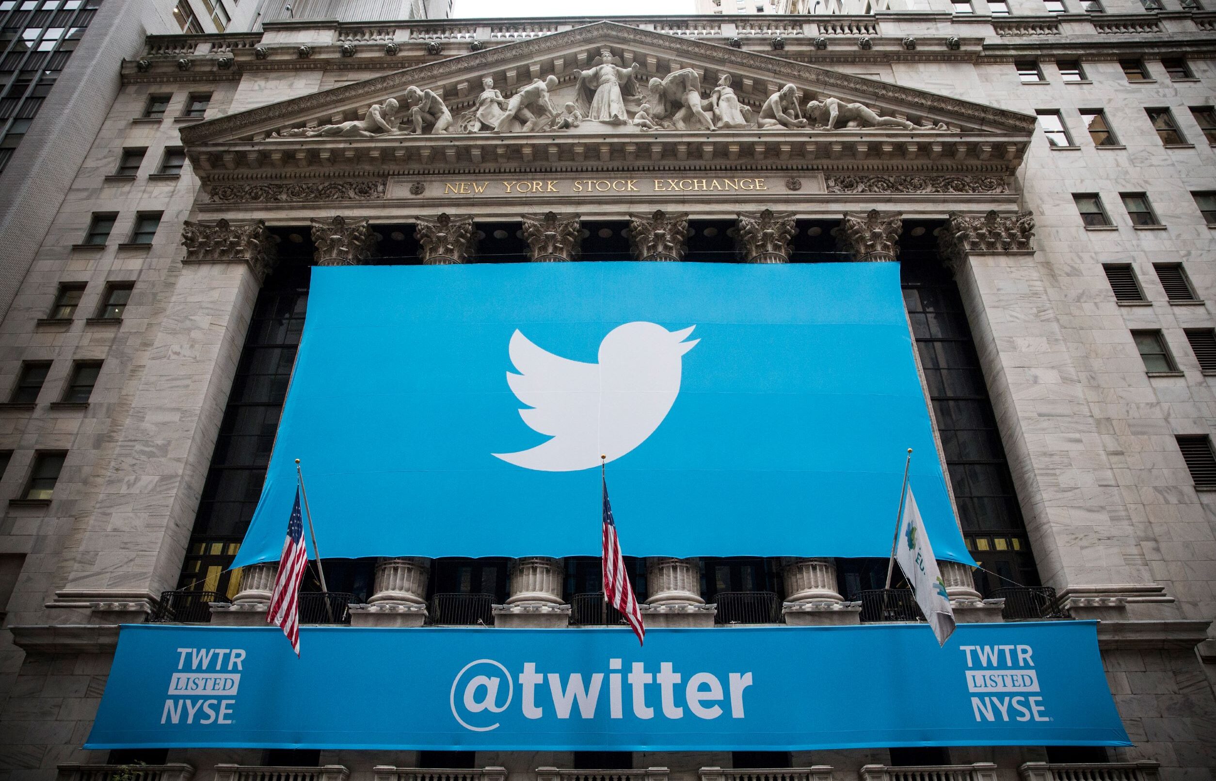 Nasdaq Ends Sharply Higher After Twitter Agrees to Be Bought by Musk - Vimarsana News