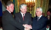 Bill Clinton Says He Regrets Persuading Ukraine to Give up Nuclear Weapons