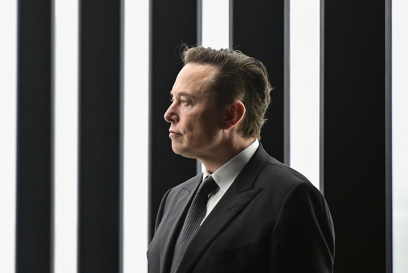 Capitol Report (April 14): Musk Makes Offer to Buy Twitter - Vimarsana News