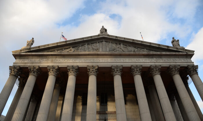 2014 年 4 月 23 日在纽约市看到的州最高法院。（Jamie McCarthy/Getty Images）
