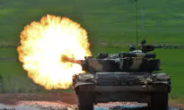 Tanks Shipped to Ukraine as Kyiv Pleads for ‘Weapons, Weapons, and Weapons’