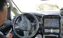Watching TV to Be Allowed in Self-Driving Cars in UK Traffic Rule Update
