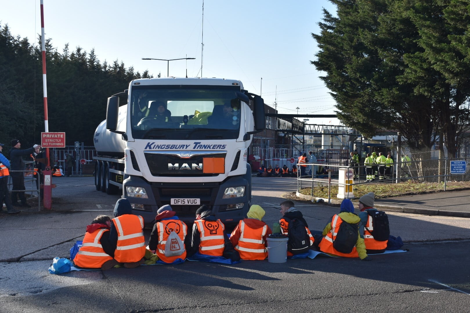 UK Climate Change Activists Continue Blocking Oil Terminals - Vimarsana News